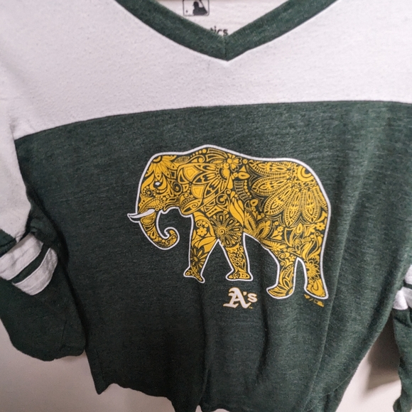 MLB Oakland Athletics Quarter Sleeve Tee - Picture 3 of 5
